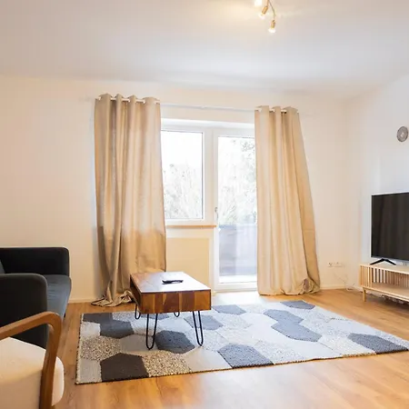 Appartement I Eschenlohe, Spacious Group Apartment, Mountain View Eschenlohe