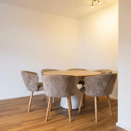 I Eschenlohe, Spacious Group Apartment, Mountain View *