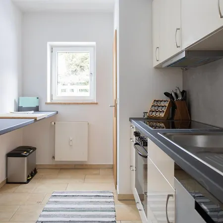 Appartement I Eschenlohe, Spacious Group Apartment, Mountain View Eschenlohe