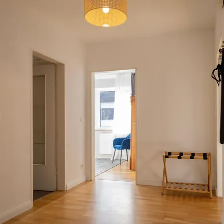 I Eschenlohe, Spacious Group Apartment, Mountain View Appartement *