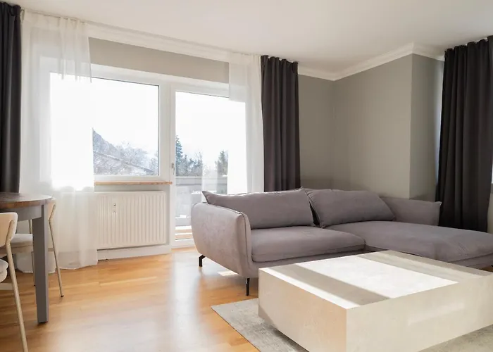 Apartamento I Eschenlohe, Spacious Group Apartment, Mountain View