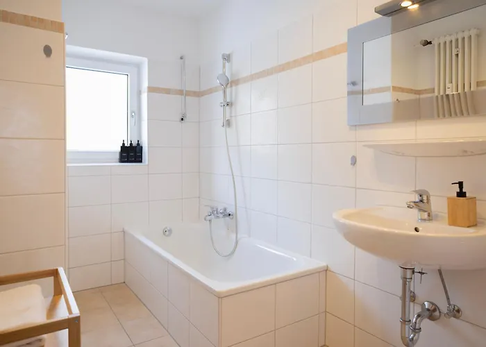 I Eschenlohe, Spacious Group Apartment, Mountain View