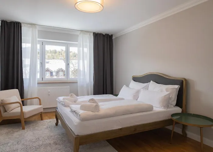 I Eschenlohe, Spacious Group Apartment, Mountain View * Eschenlohe