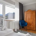 I Eschenlohe, Spacious Group Apartment, Mountain View Apartman
