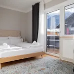 I Eschenlohe, Spacious Group Apartment, Mountain View Eschenlohe