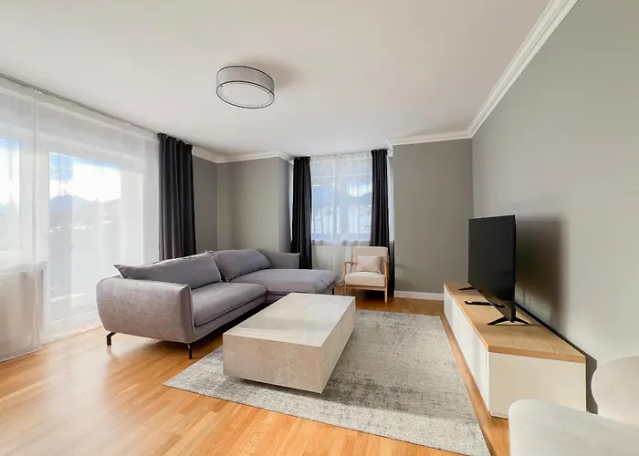 I Eschenlohe, Spacious Group Apartment, Mountain View