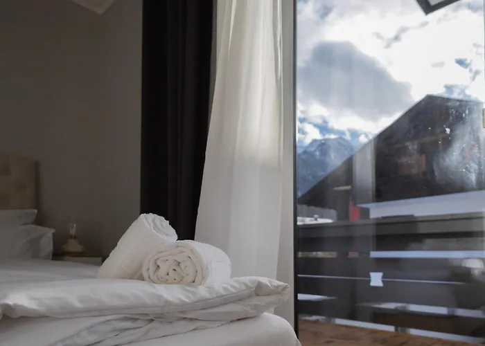 I Eschenlohe, Spacious Group Apartment, Mountain View شقة