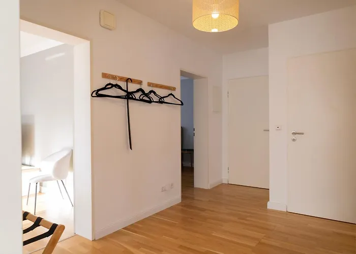 شقة I Eschenlohe, Spacious Group Apartment, Mountain View *